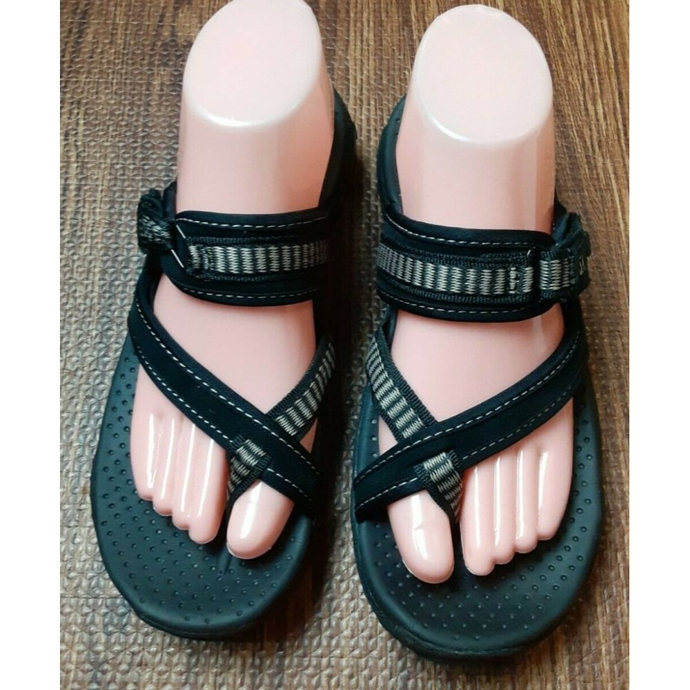 SKECHERS OUTDOOR LIFESTYLE BLACK STRAPPY Sz 8